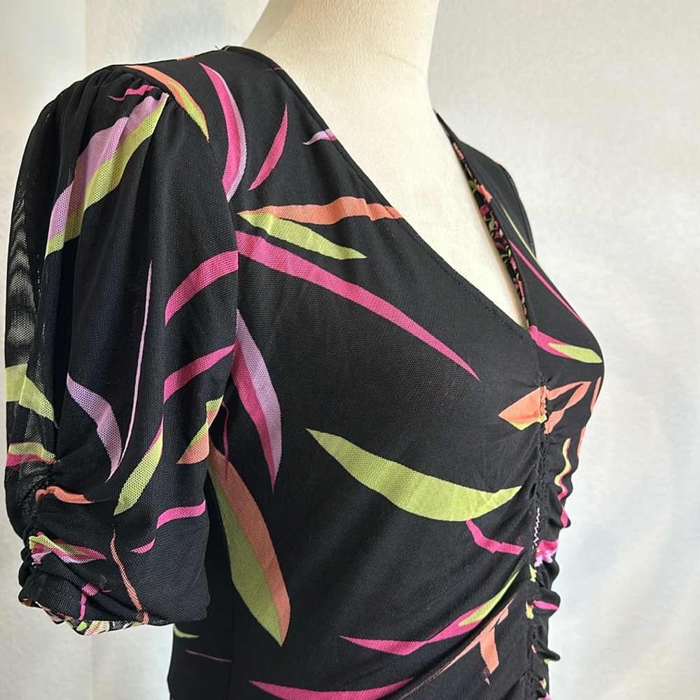 Maggy London V-Neck Reversible A-line Mesh Multi Occasion Dress Size Small NWT - Picture 8 of 16